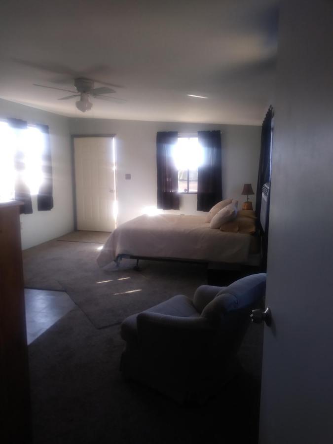 Mountain View Efficiency Apartment Tombstone Ngoại thất bức ảnh